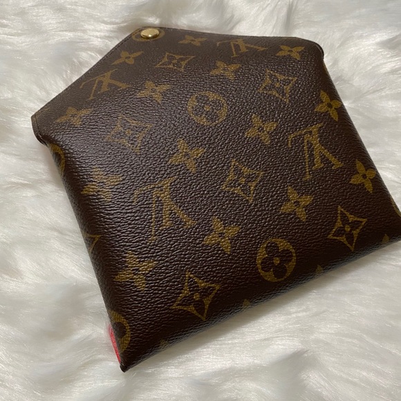 ❌SOLD 💔❌ Louis Vuitton Medium ONLY Kirigami Pouch - Picture 6 of 7